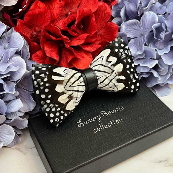 Handmade Black and White Feather Bow Tie Boutonnière Lapel Pin Set - Picture 6 of 16